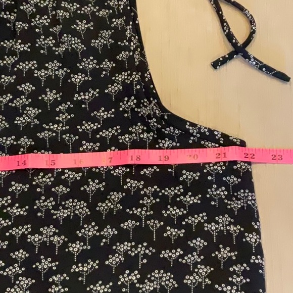 LOFT Navy blouse with white print - Picture 3 of 8